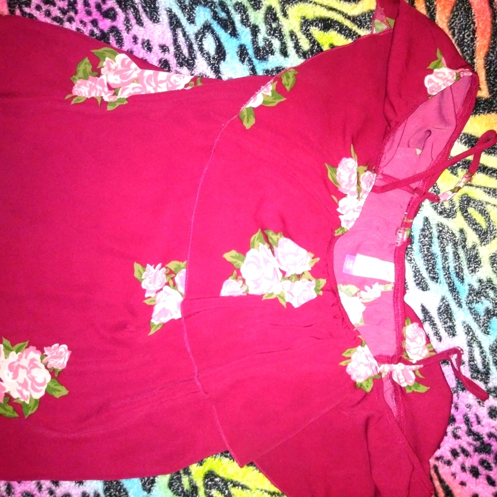Off the shoulder top great shape